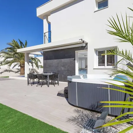 Casa Bos Dolpfin Wellness Luxury Entire Pool & Jacuzzi Gran Alacant Near Villa